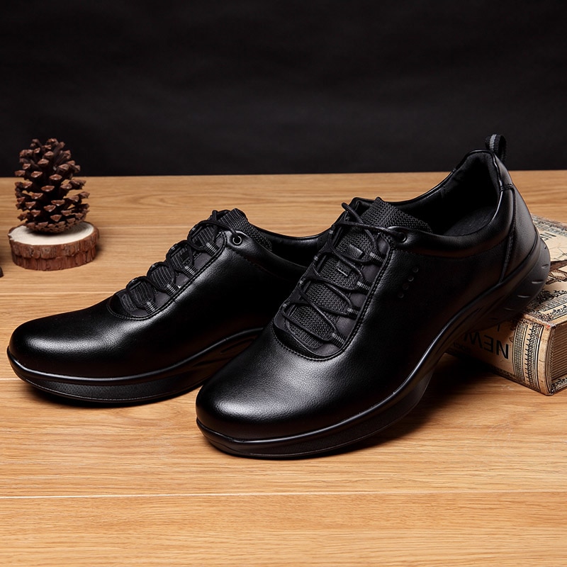 Домкрат Топ брендовые Весенние новые туфли Для мужчин на шнуровке одноцветное черный Модные сникерсы Для мужчин мода свет Повседневная дышащая обувь